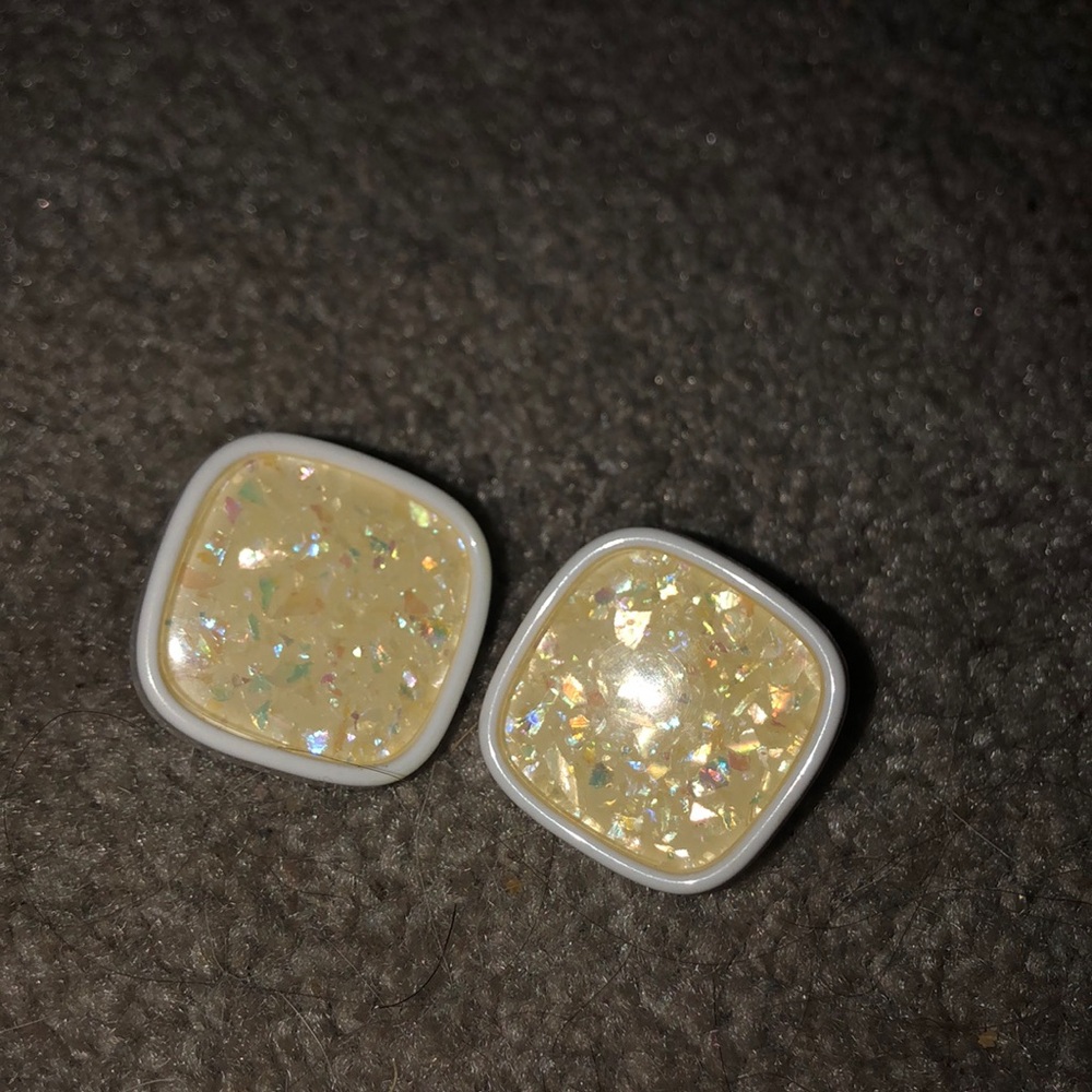 Sparkling Square Stud Earrings